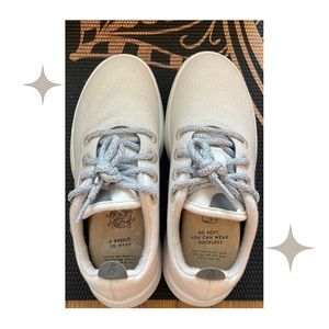 Allbirds Womens Wool Runner Beige Running Shoes Size 6 Medium (B, M)